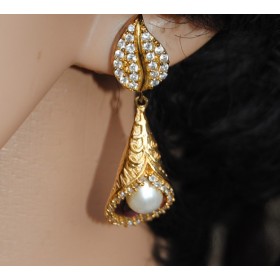 Maroon Leaf Diamond Earrings